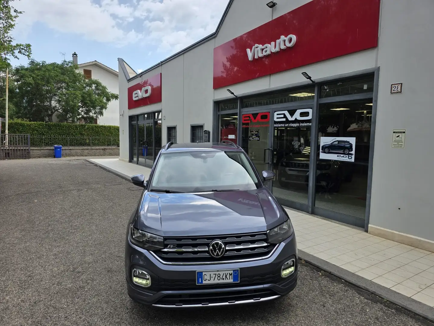 Volkswagen T-Cross T-Cross 2019 1.0 tsi R-Line 110cv dsg Grigio - 1