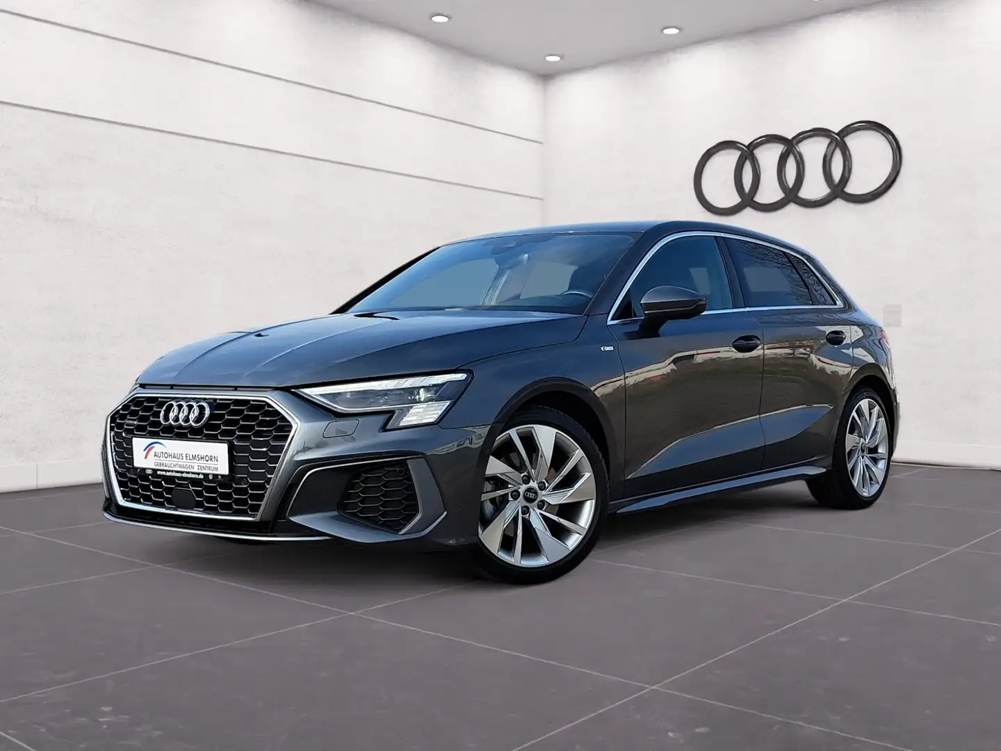 Audi A3 Sportback S line 40 TFSI quattro S tronic AHK NAV Grau - 2