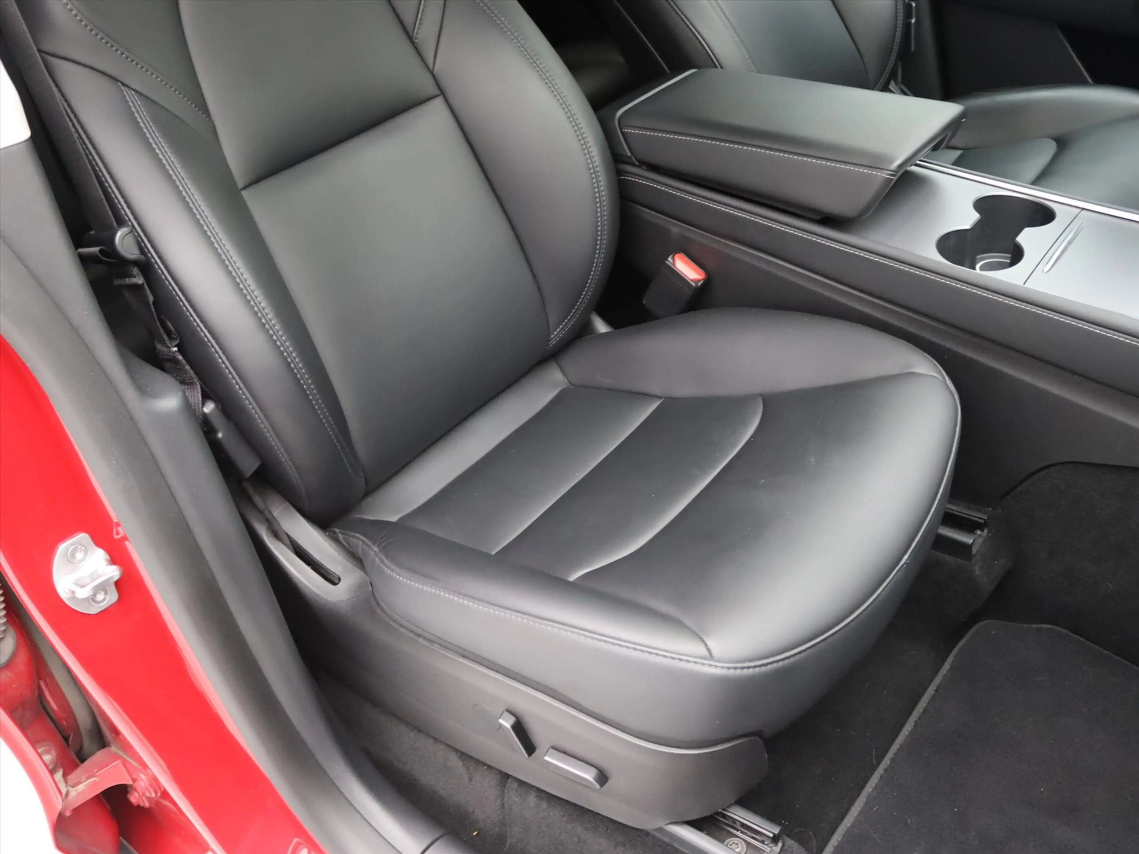 Tesla Model Y Long Range AWD 75kWh 351pk [ AMD RYZEN+AUTOPILOT+2 — photo 15