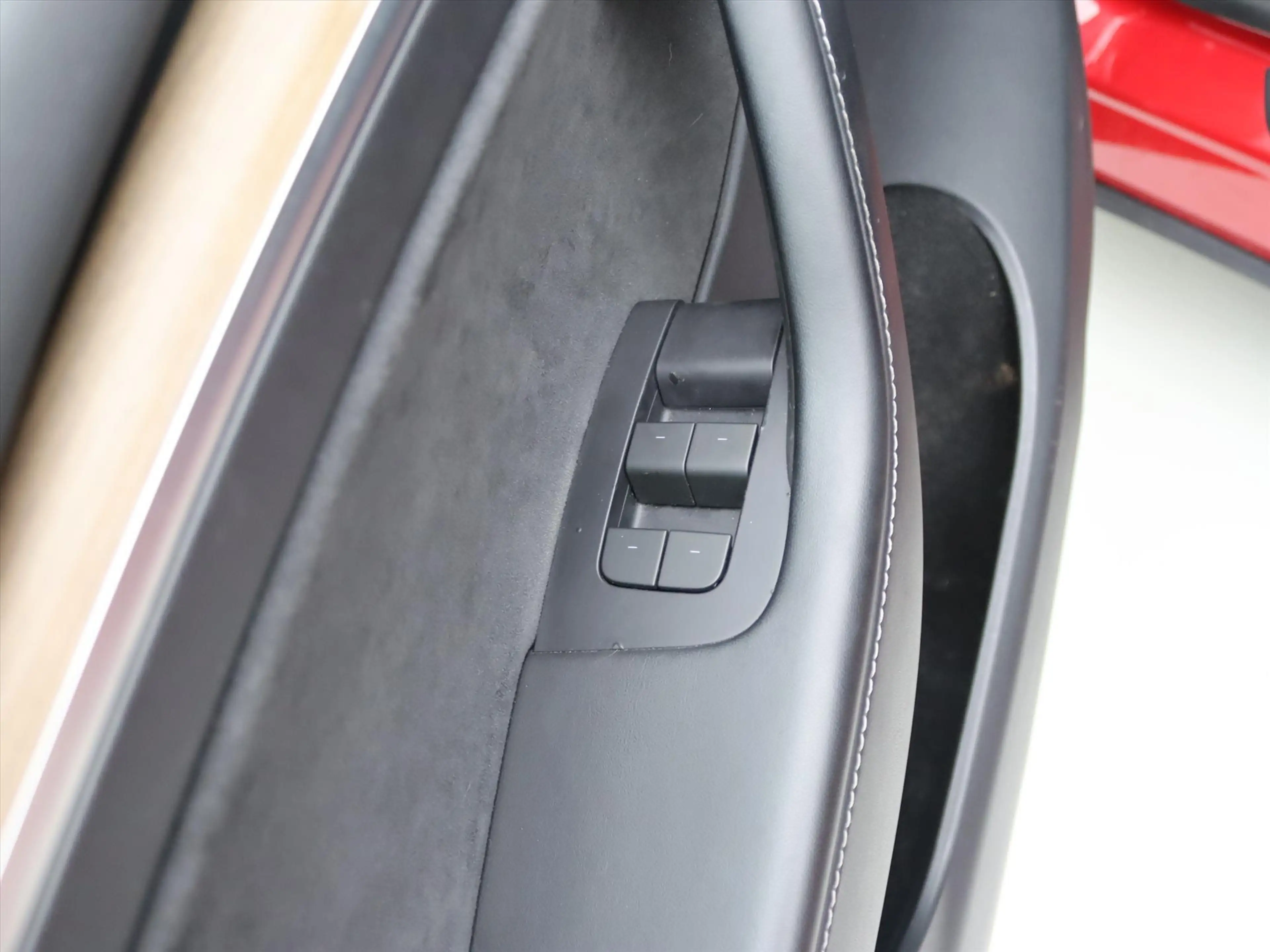 Tesla Model Y Long Range AWD 75kWh 351pk [ AMD RYZEN+AUTOPILOT+2 — photo 28