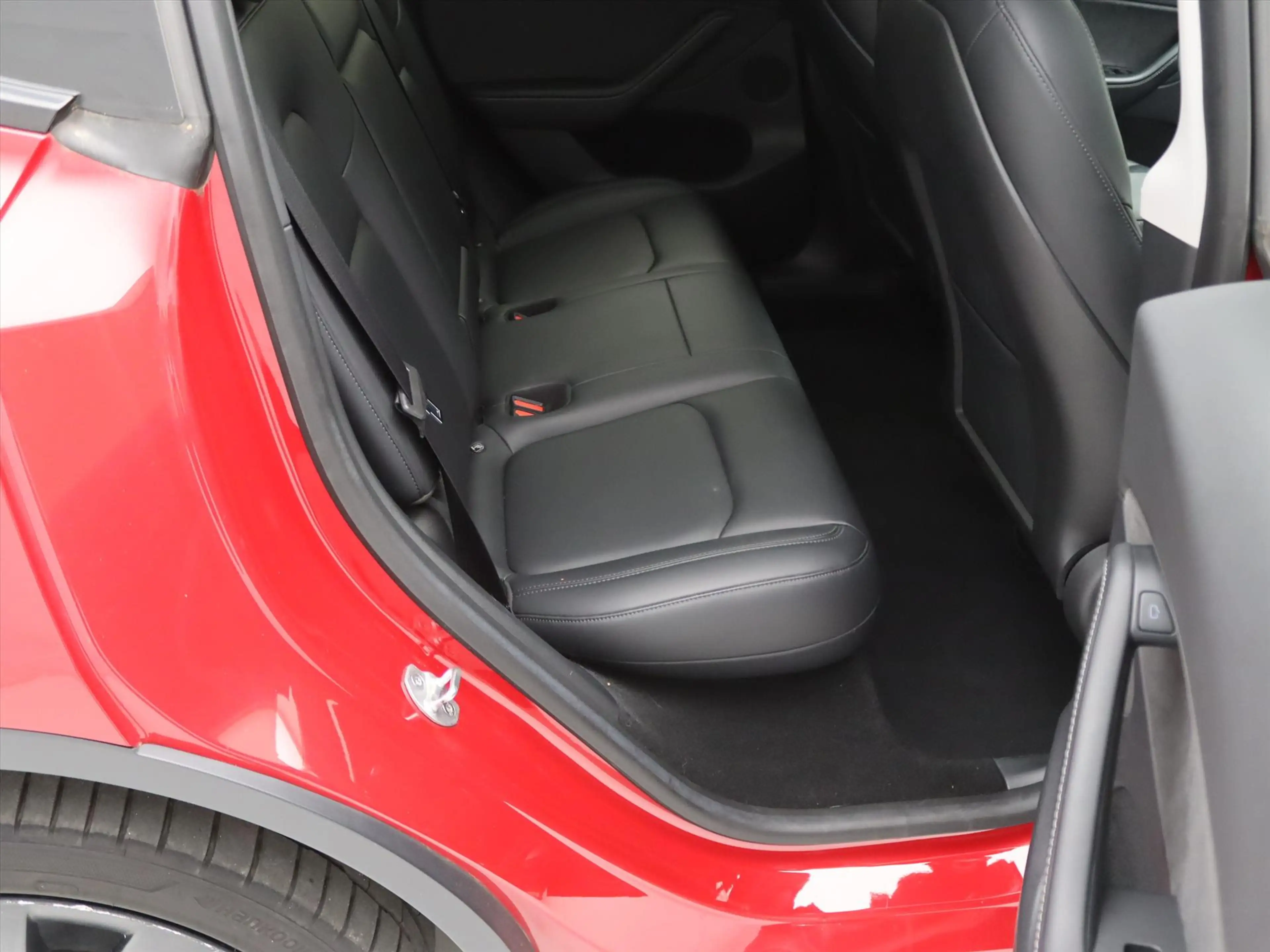 Tesla Model Y Long Range AWD 75kWh 351pk [ AMD RYZEN+AUTOPILOT+2 — photo 14