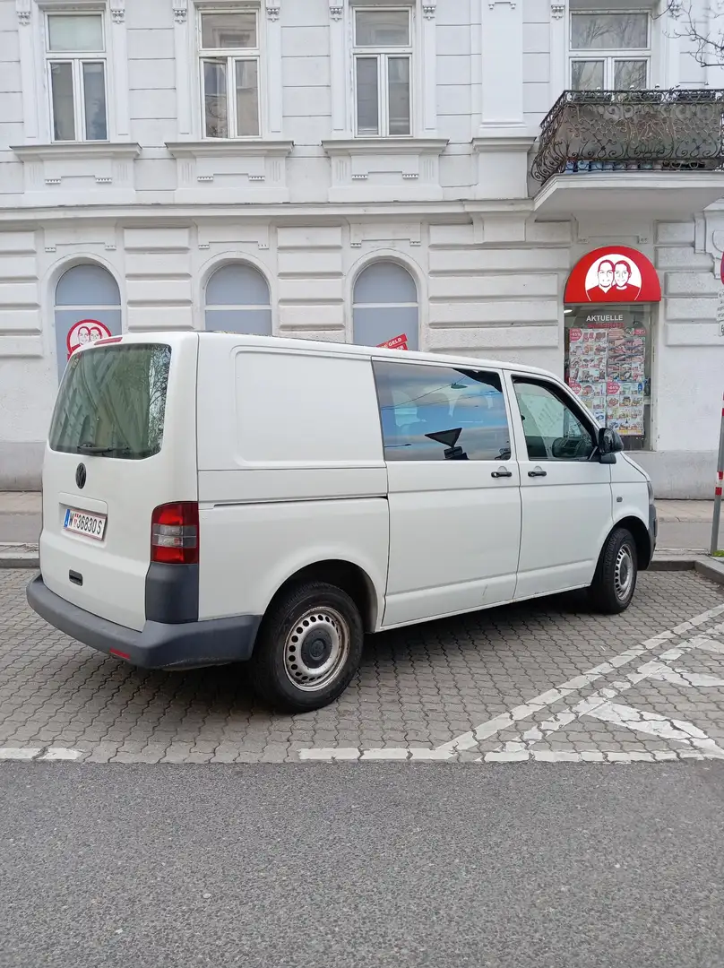 Volkswagen T5 Kombi 2,0 TDI D-PF - 1