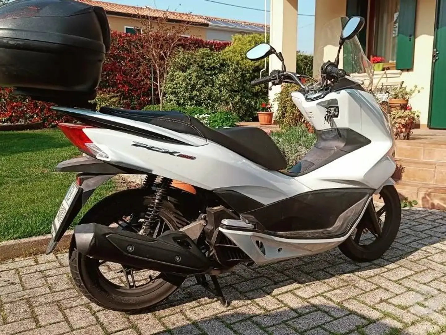 Honda PCX 150 Alb - 1
