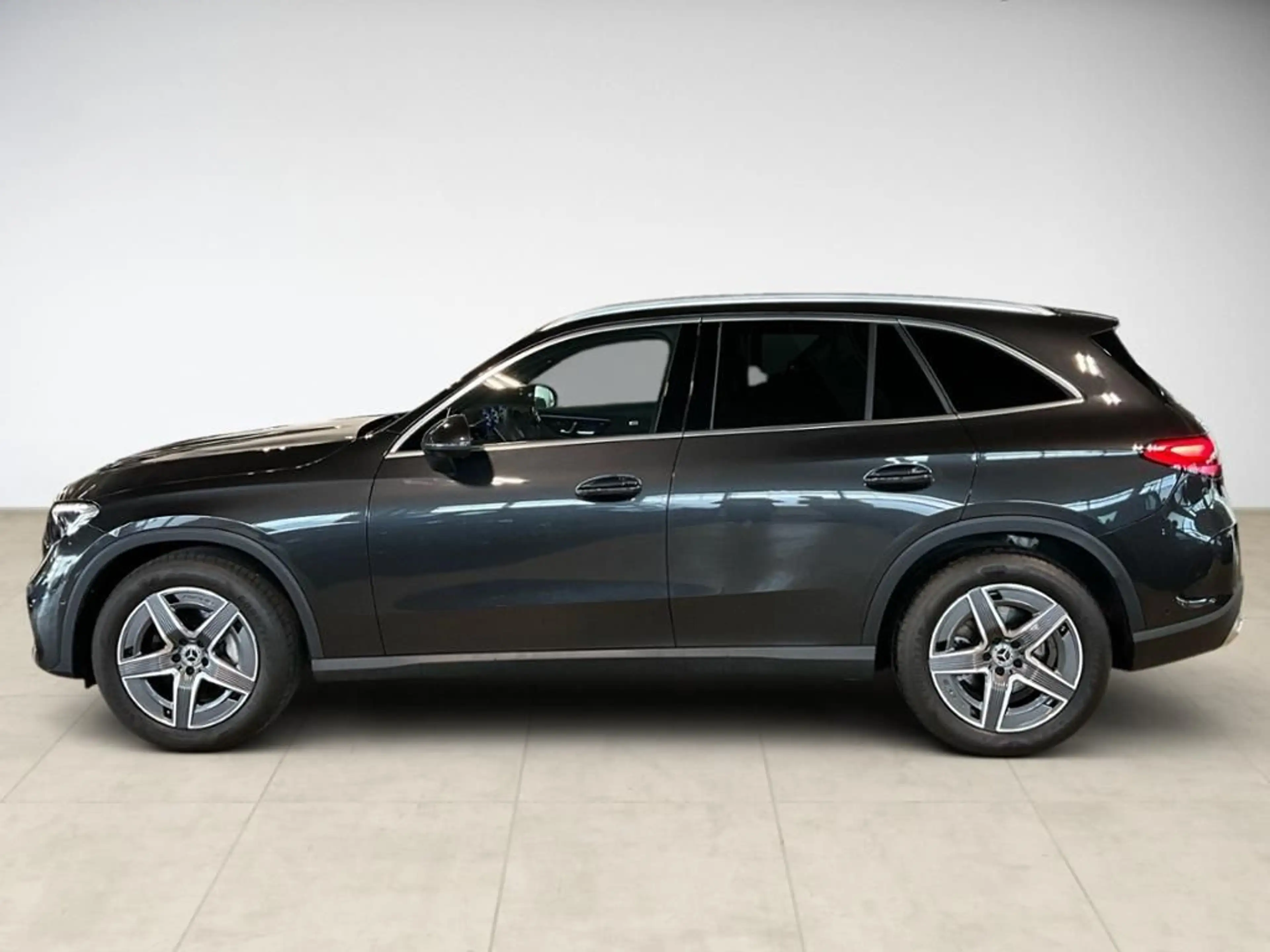 Mercedes-Benz GLC 300 d AMG 4MATIC 360 ACC AHK AUT Kam. KlimaA — photo 3