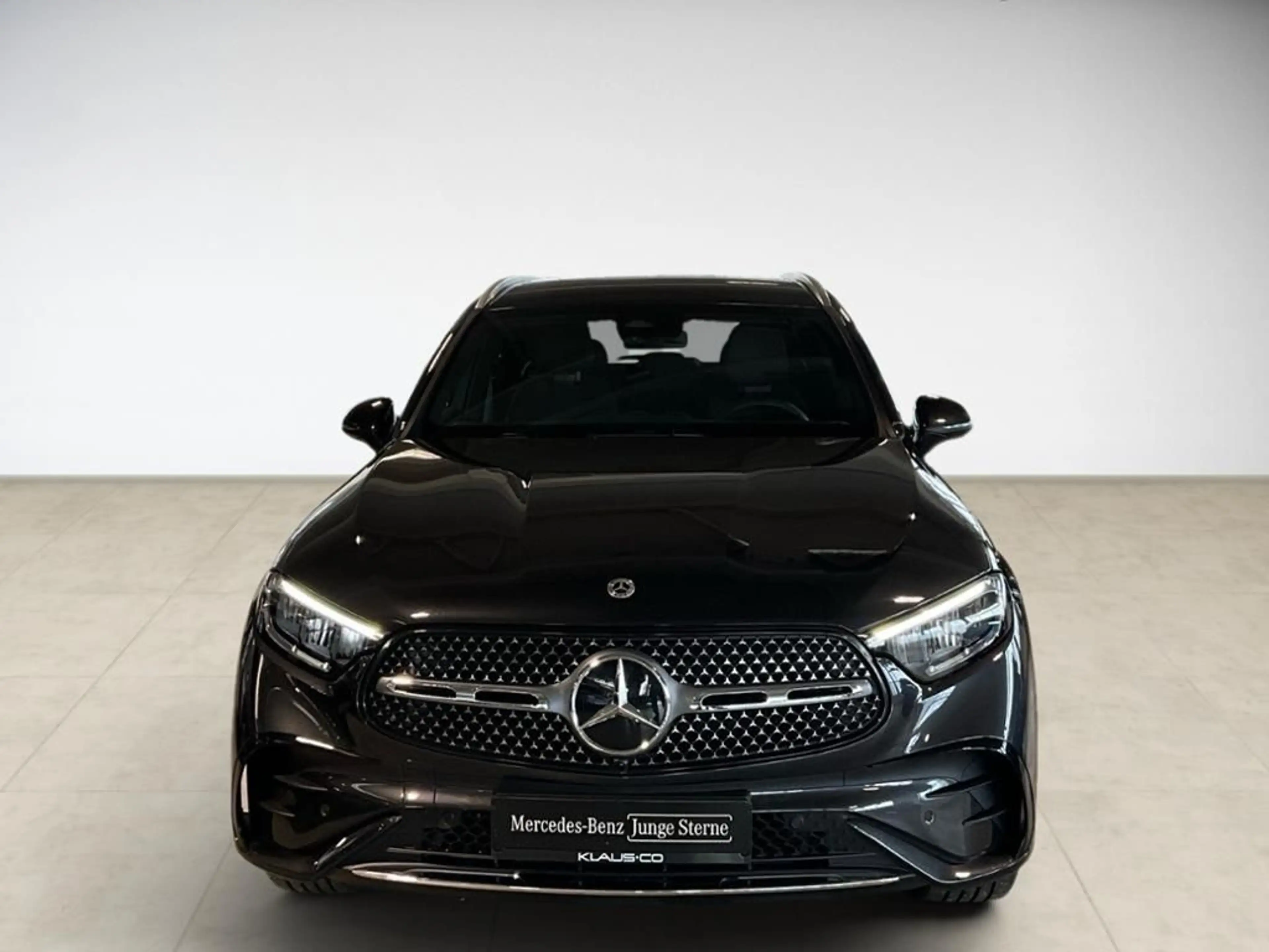 Mercedes-Benz GLC 300 d AMG 4MATIC 360 ACC AHK AUT Kam. KlimaA — photo 2