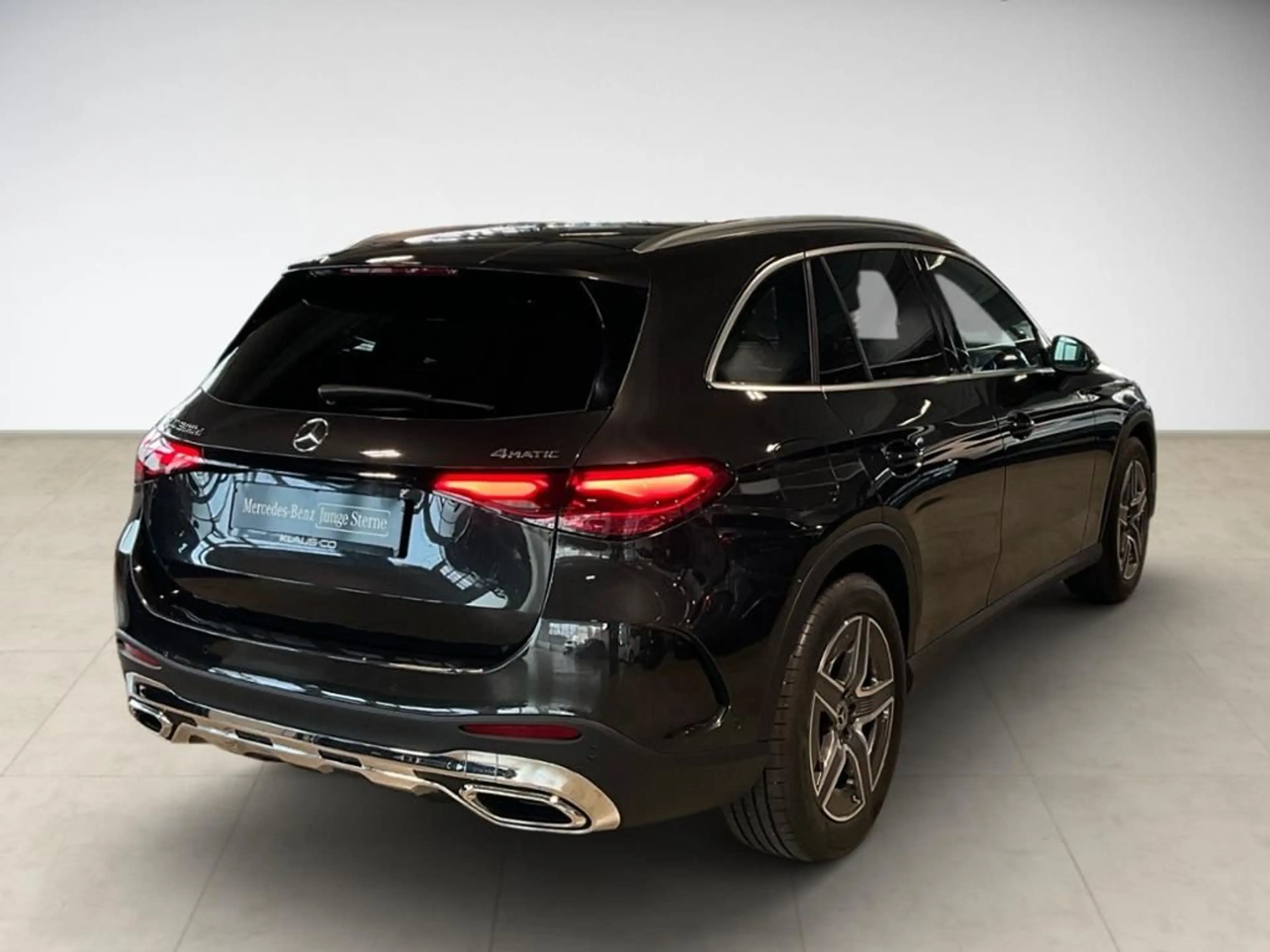 Mercedes-Benz GLC 300 d AMG 4MATIC 360 ACC AHK AUT Kam. KlimaA — photo 4
