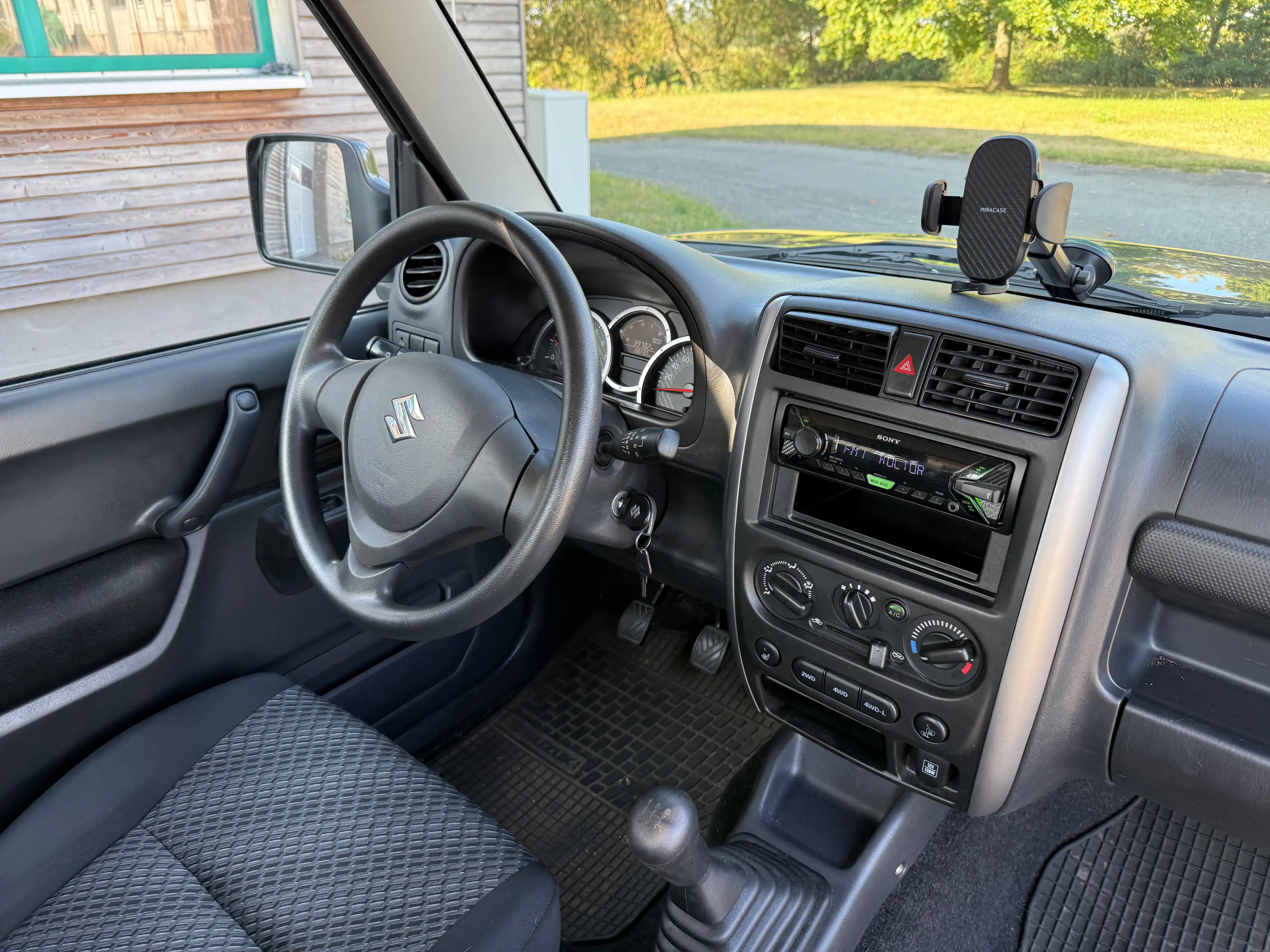 Suzuki Jimny Jimny Club Ranger AHK Klima ALLGRIP Allrad 4x4 — photo 8