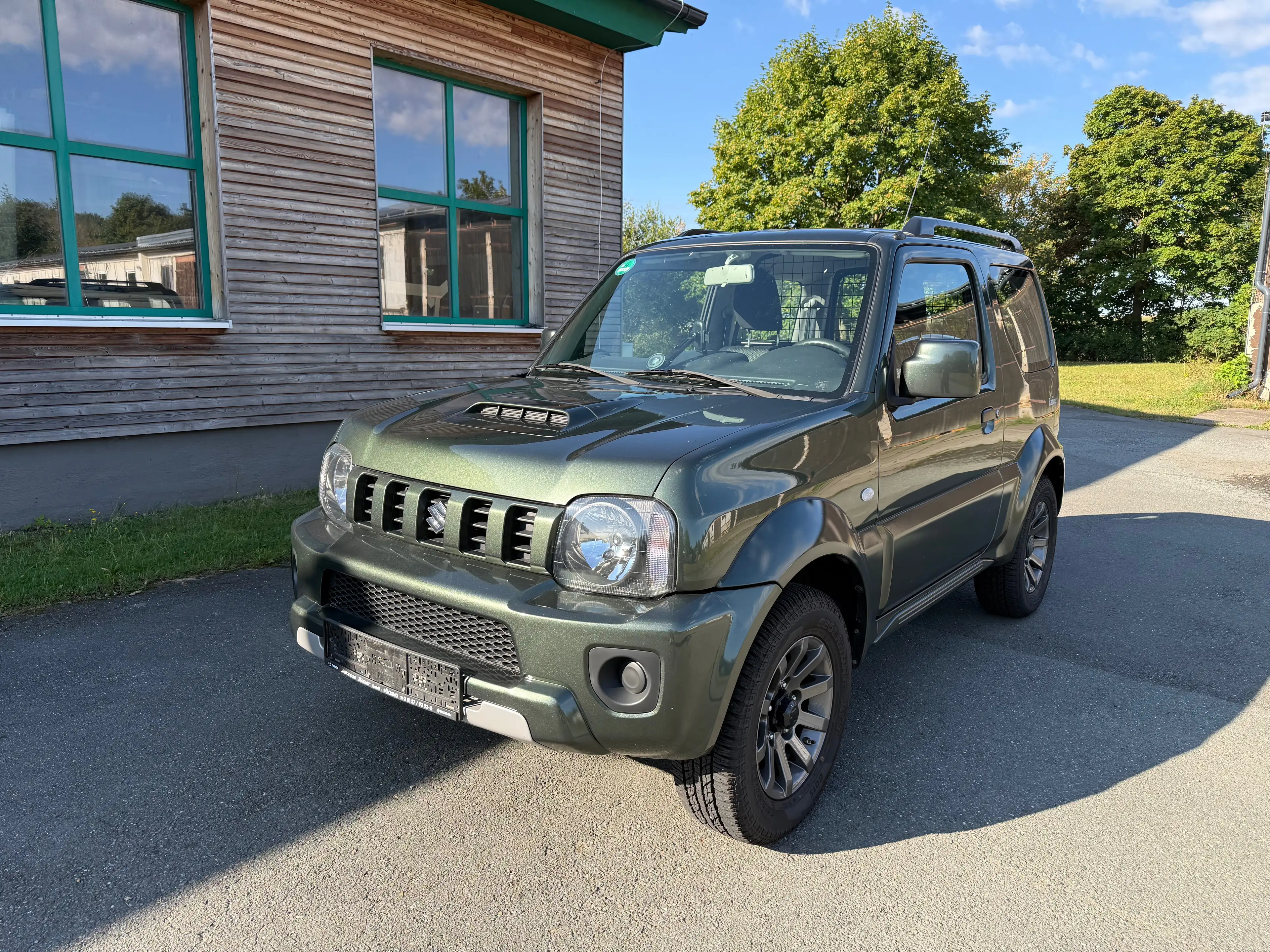 Suzuki Jimny Jimny Club Ranger AHK Klima ALLGRIP Allrad 4x4