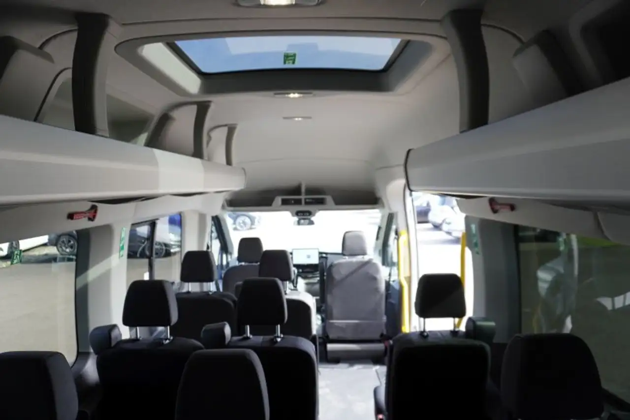 Ford Transit Bus 460 L4H3 17-Sitzer UPE=87000Euro! ** 15