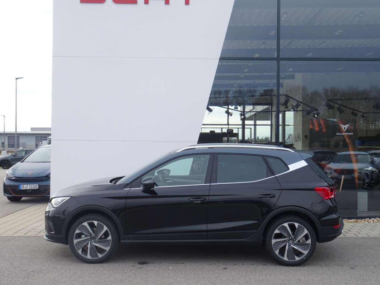 Seat Arona 2025 — Arona 1.0 TSI FR DSG 110PS AHK Navi ACC Voll-LED 1