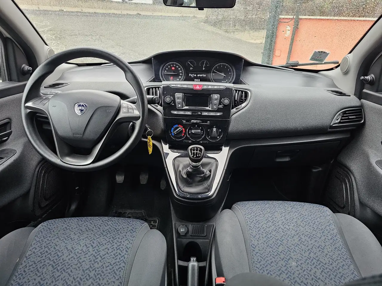 Lancia Ypsilon 2022 — фото 9