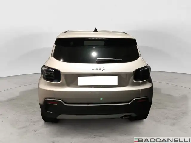 Jeep Avenger view 4