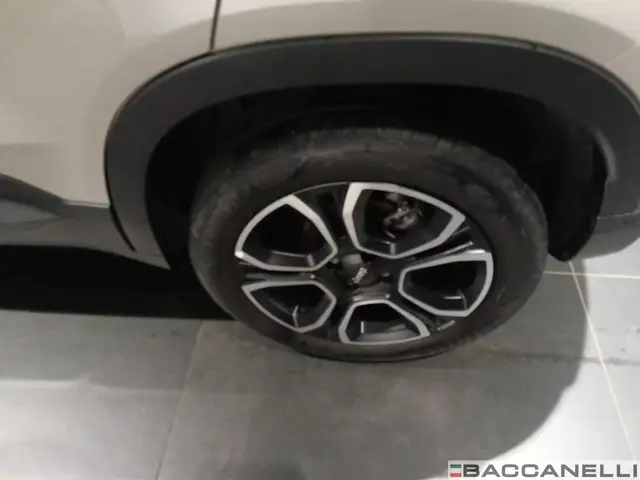 Jeep Avenger view 9