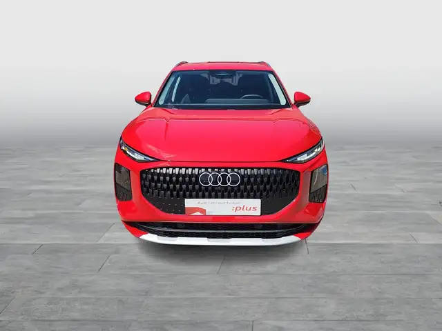 Audi Q3 view 2
