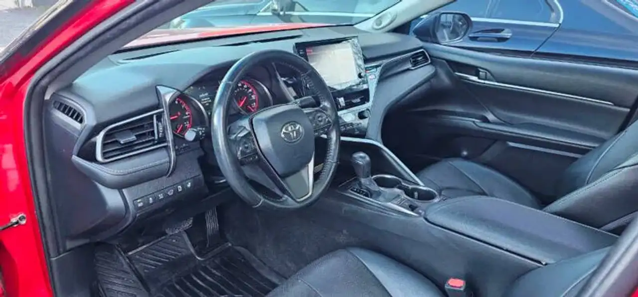 Toyota Camry снимка Toyota Camry