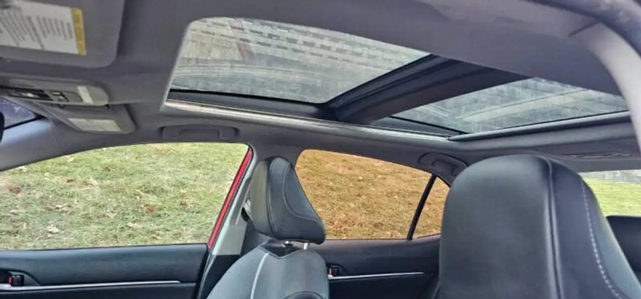 Toyota Camry снимка Toyota Camry
