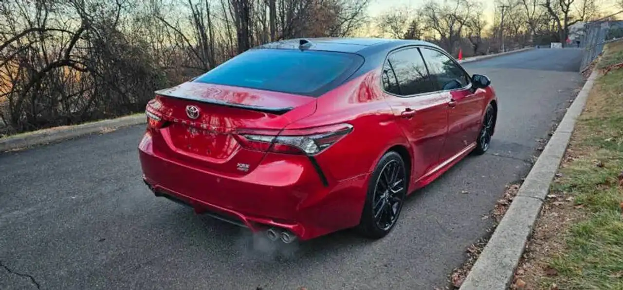 Toyota Camry снимка Toyota Camry