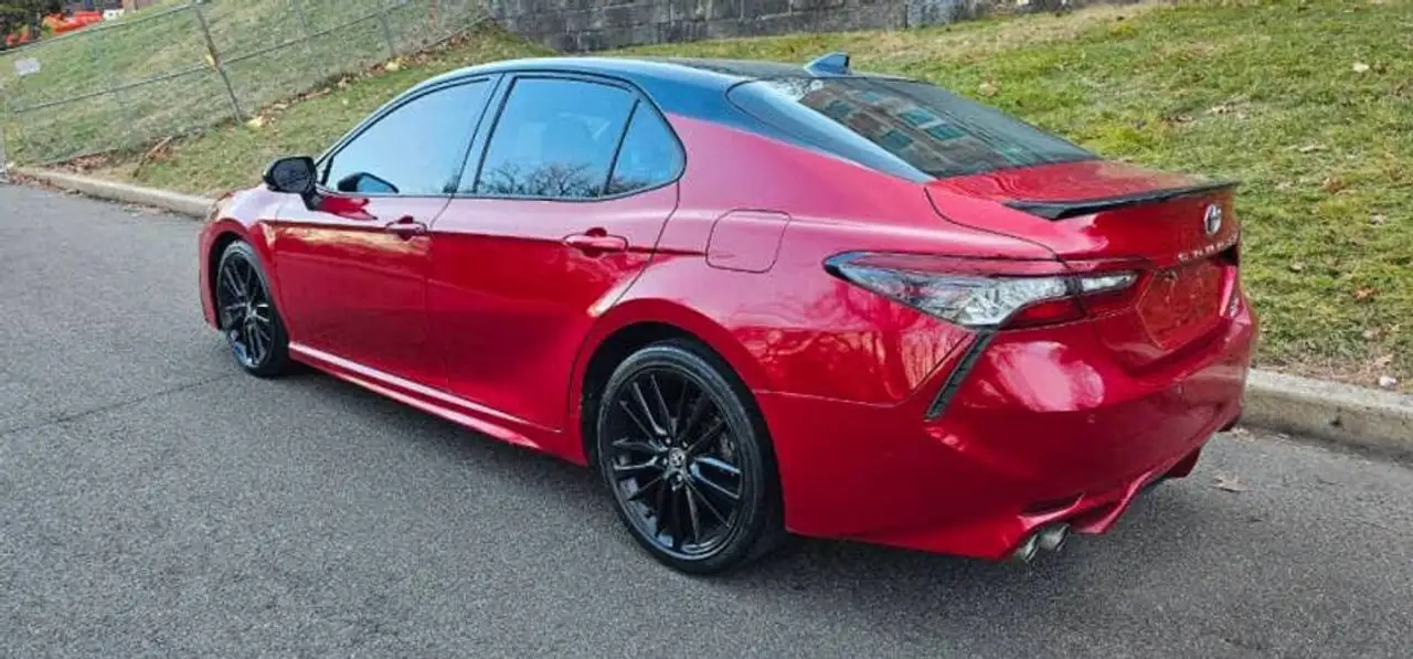 Toyota Camry снимка Toyota Camry