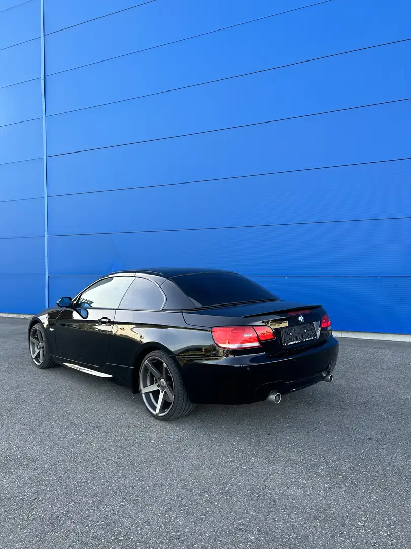 BMW 335 335i Cabrio - 2