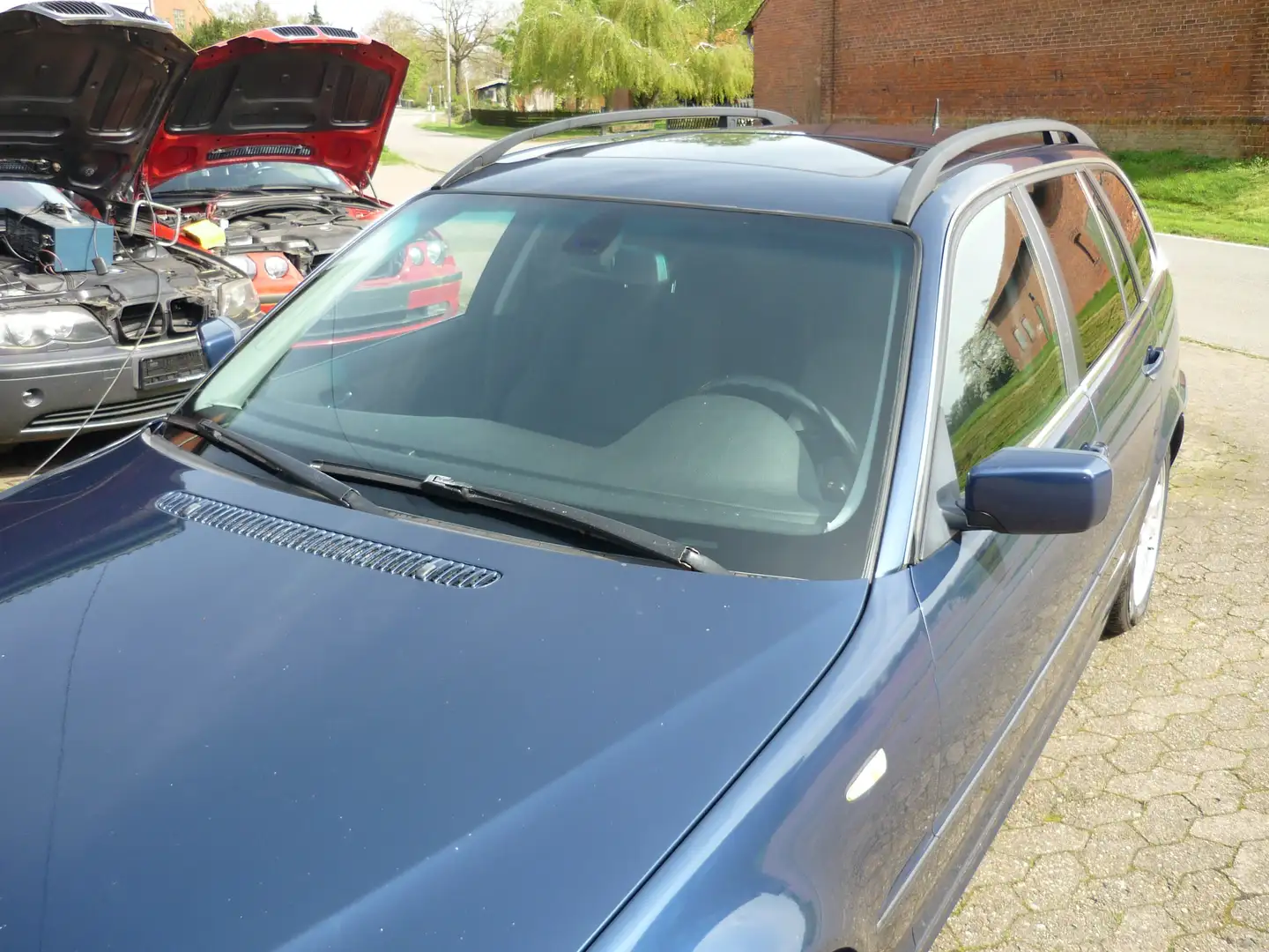 BMW 320 320i touring Edition Sport Blau - 1