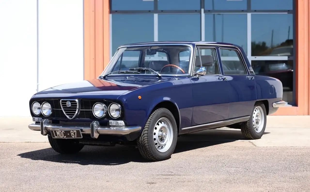 Alfa Romeo 2000