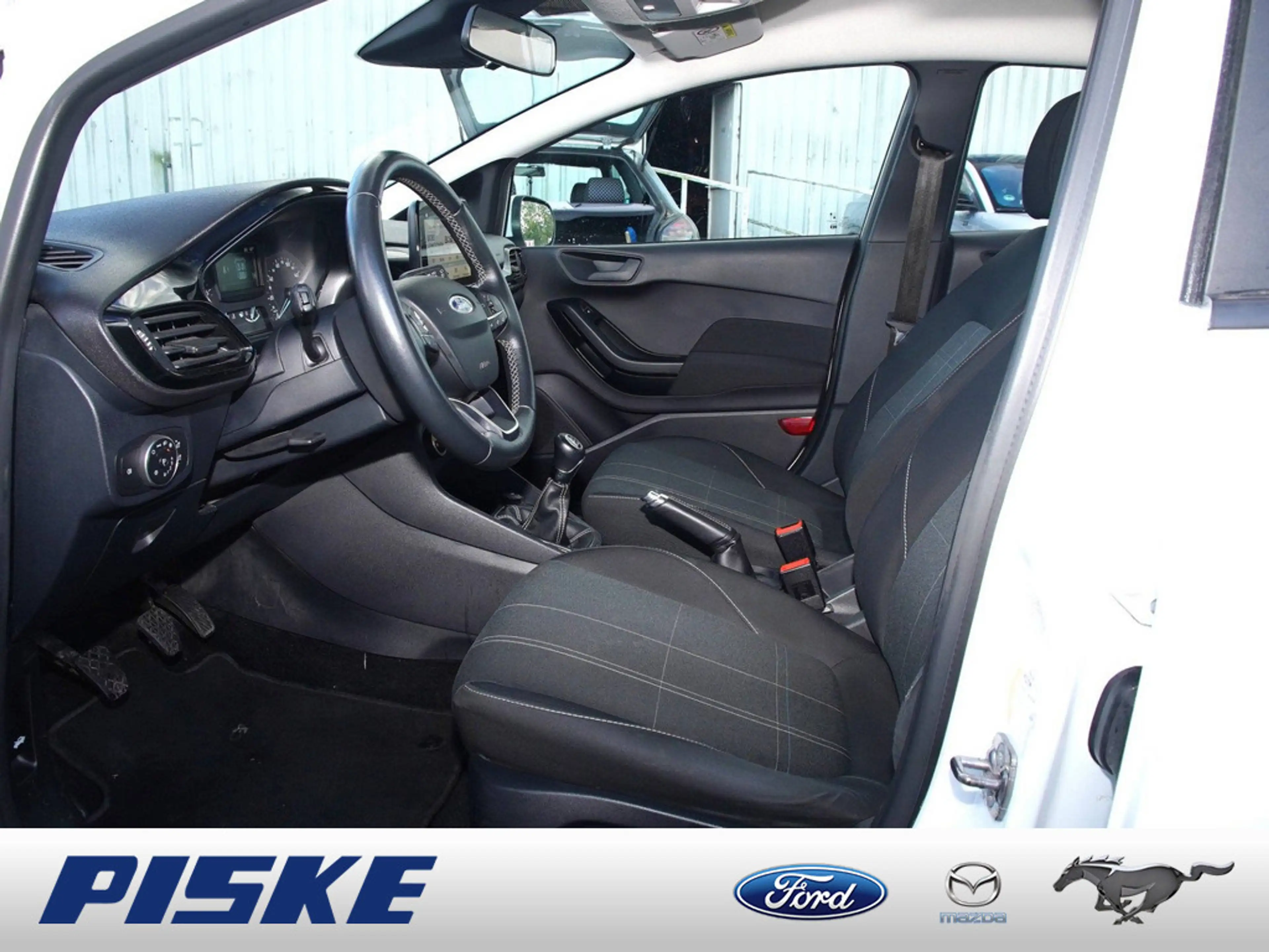Ford Fiesta Cool&Connect 5-türer SYNC PDC SHZ — photo 7