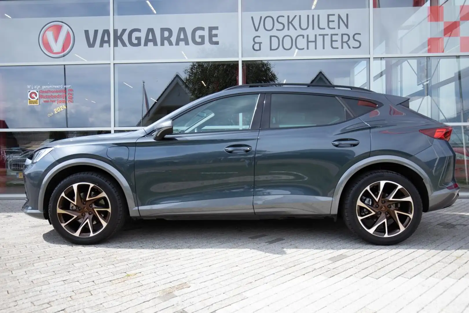 CUPRA Formentor 1.4 e-Hybrid Carplay | Camera | Adaptive Cruise Gris - 2