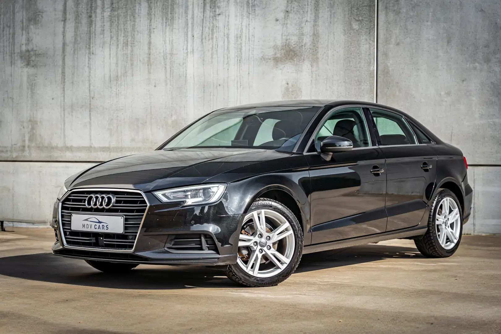 Audi A3 1.6 TDi Sport S tronic Negro - 1
