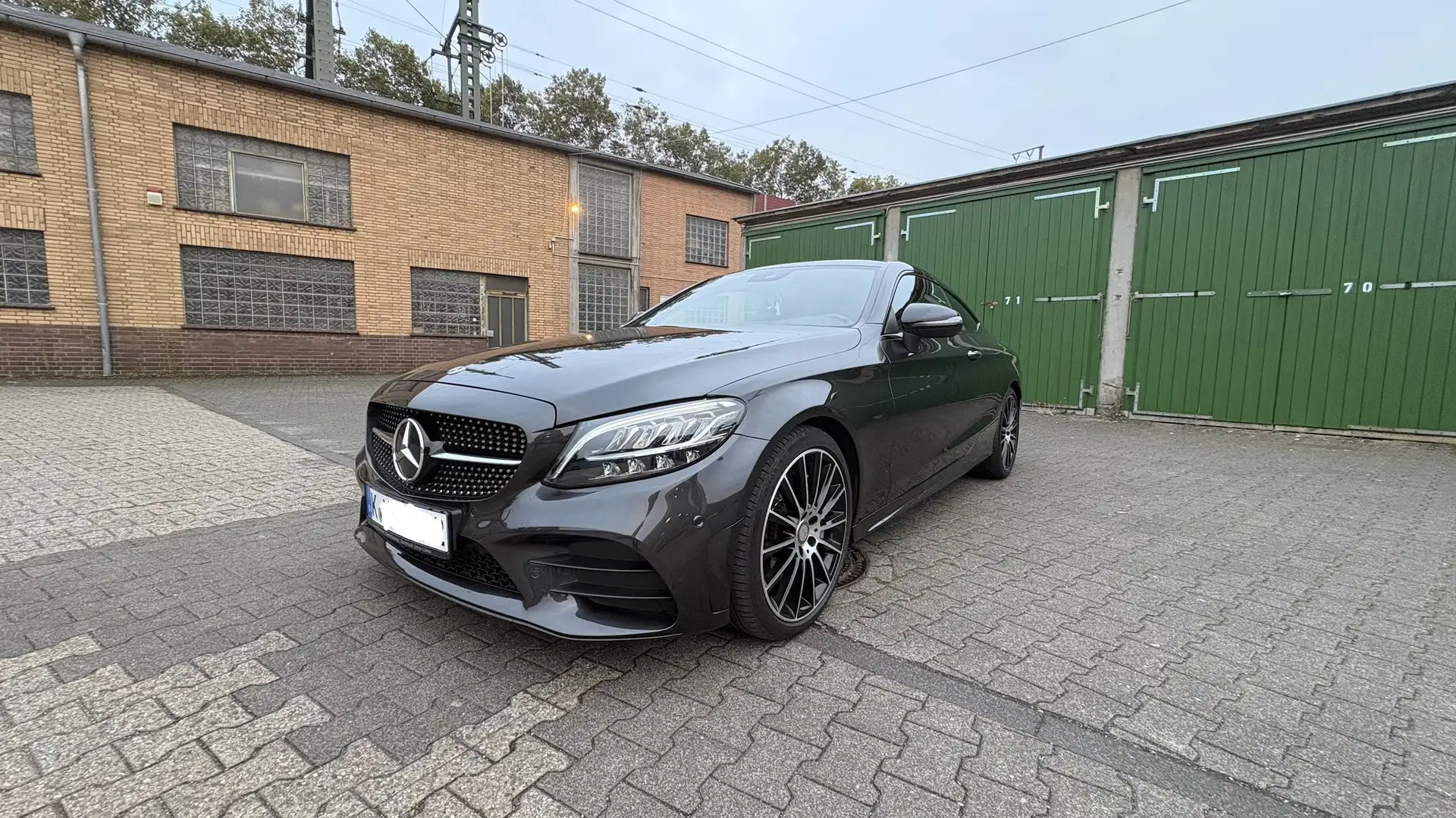 Mercedes-Benz C 300 Coupe AMG|NIGHT|PANO|CARPLAY Grau - 2