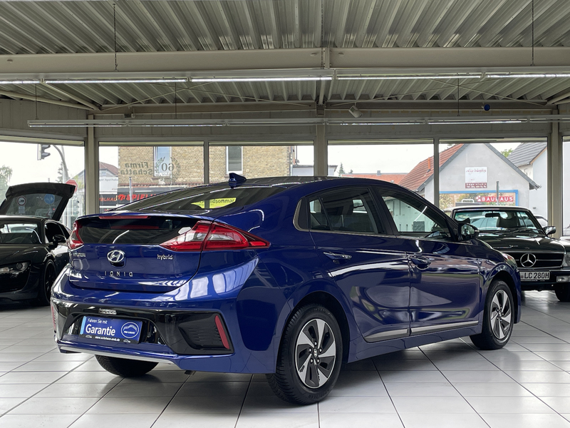 Hyundai IONIQ 1.6 GDI Aut.Hybrid Style Kamera Xenon Navi — photo 2