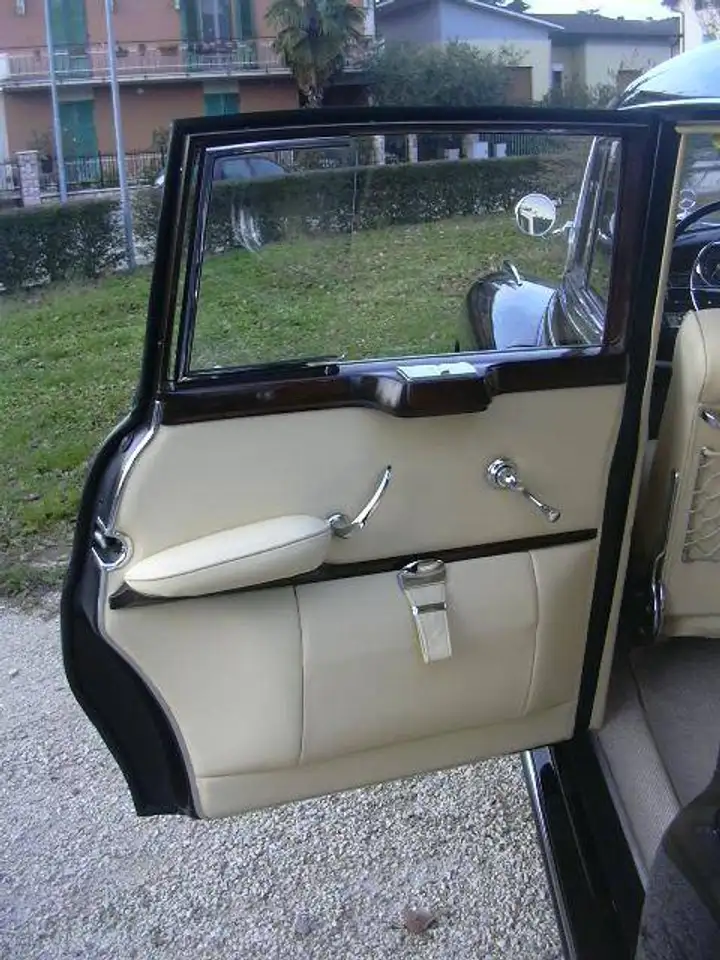 Mercedes-Benz 300, foto 7