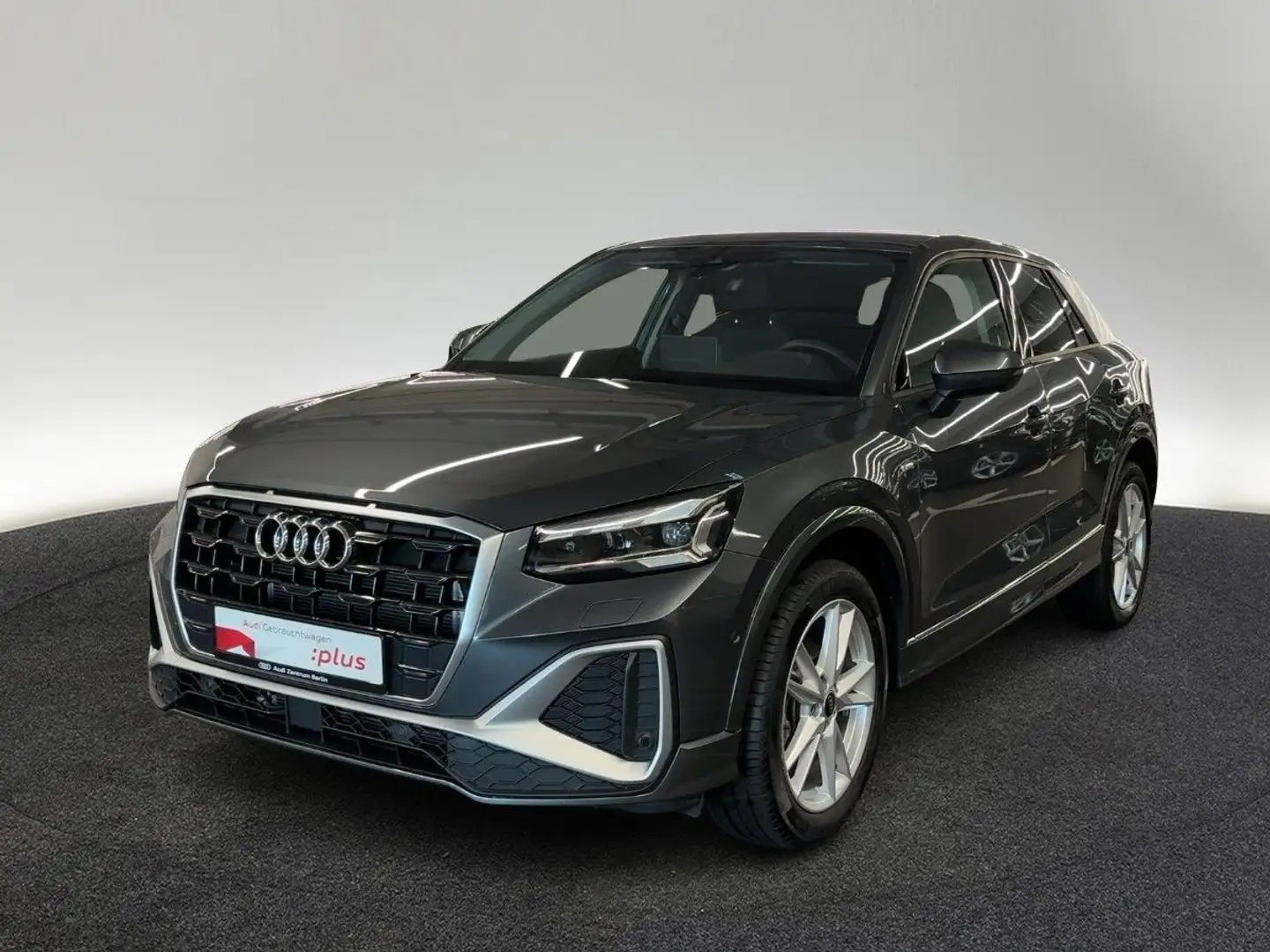 Audi Q2 S line 30 TFSI 6-Gang AHK RFK PDC NAVI Grau - 2