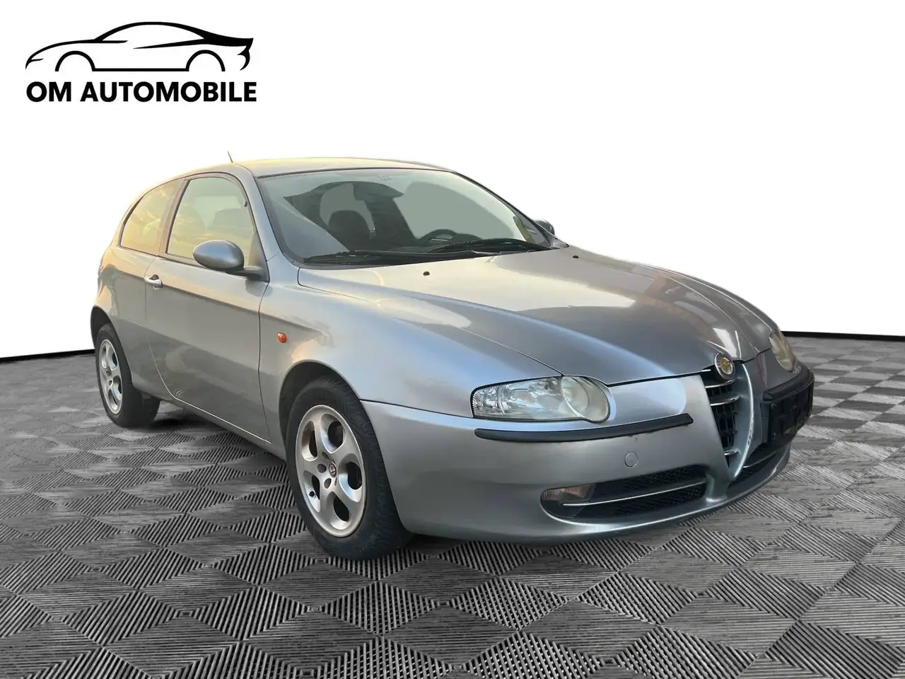 Alfa Romeo 147 3-Türer 1.6 Twin Spark Progression, foto 1