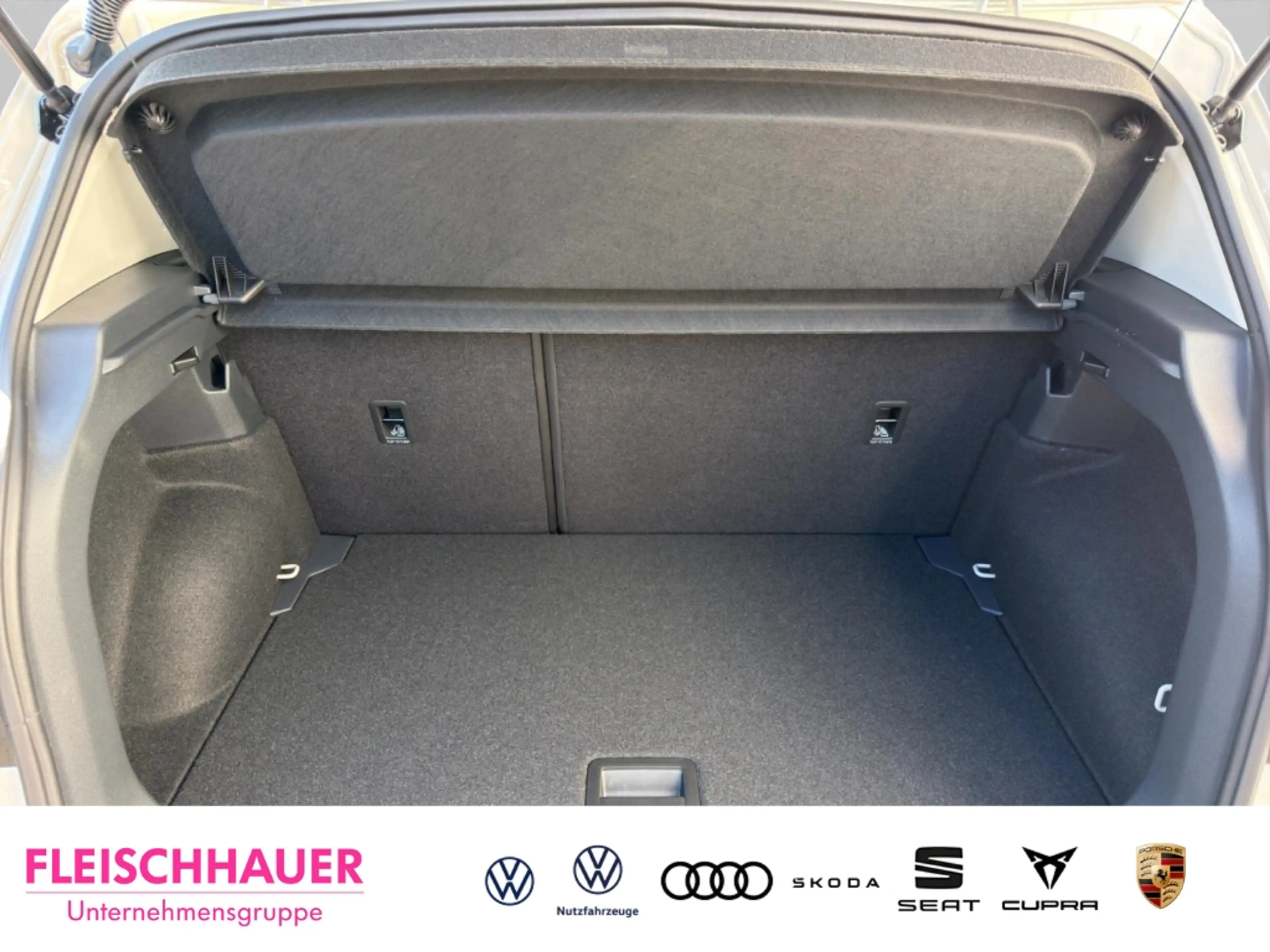 Volkswagen T-Cross Trend 1,0 TSI PDC+Apple-Carplay Android Auto+DAB+L — photo 14