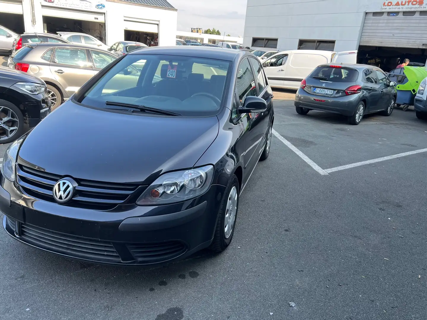 Volkswagen Golf 1.9 TDi Negro - 2