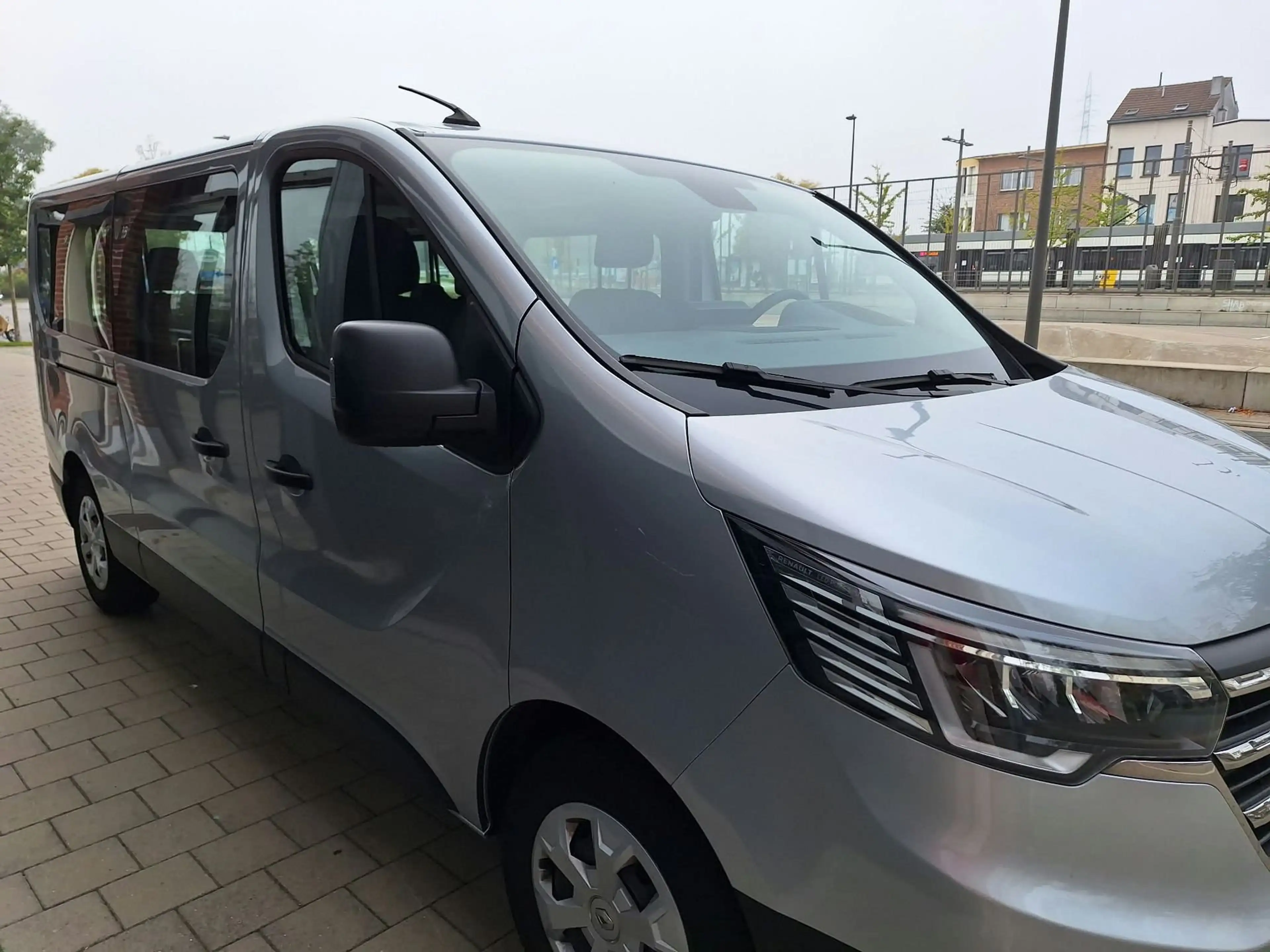 Renault Trafic Zen Energy 2.0 diesel — photo 13