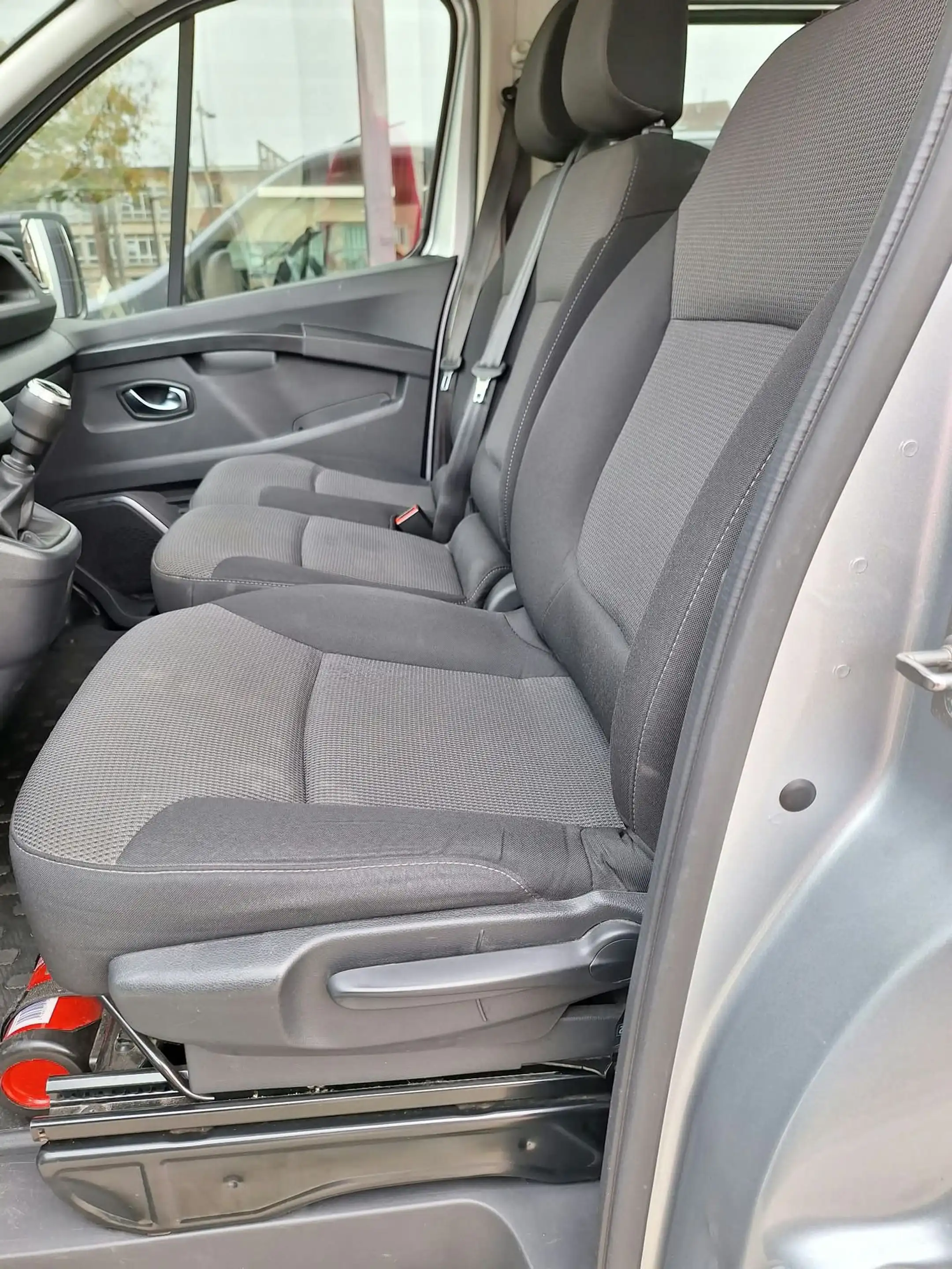 Renault Trafic Zen Energy 2.0 diesel — photo 15
