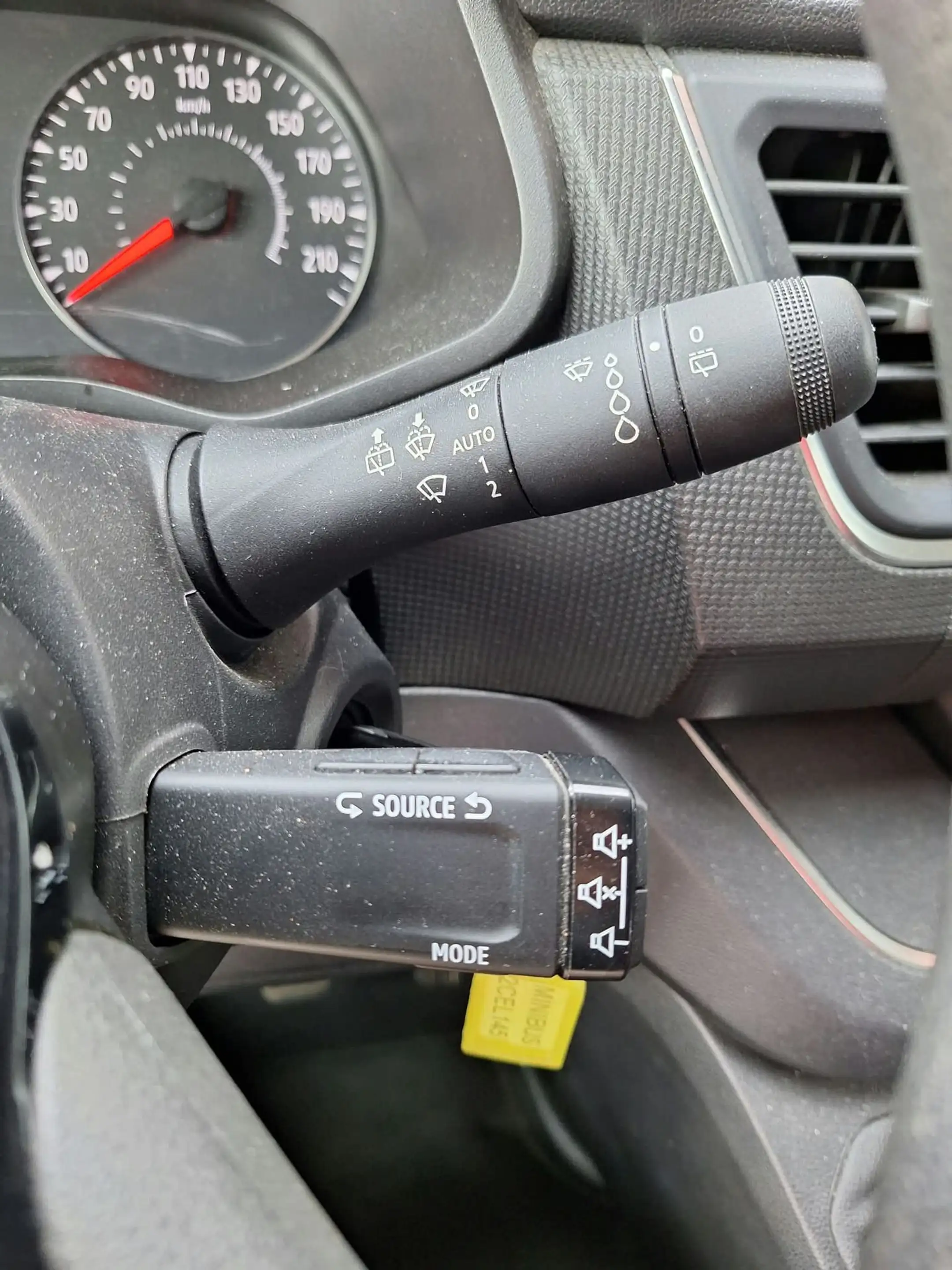 Renault Trafic Zen Energy 2.0 diesel — photo 33