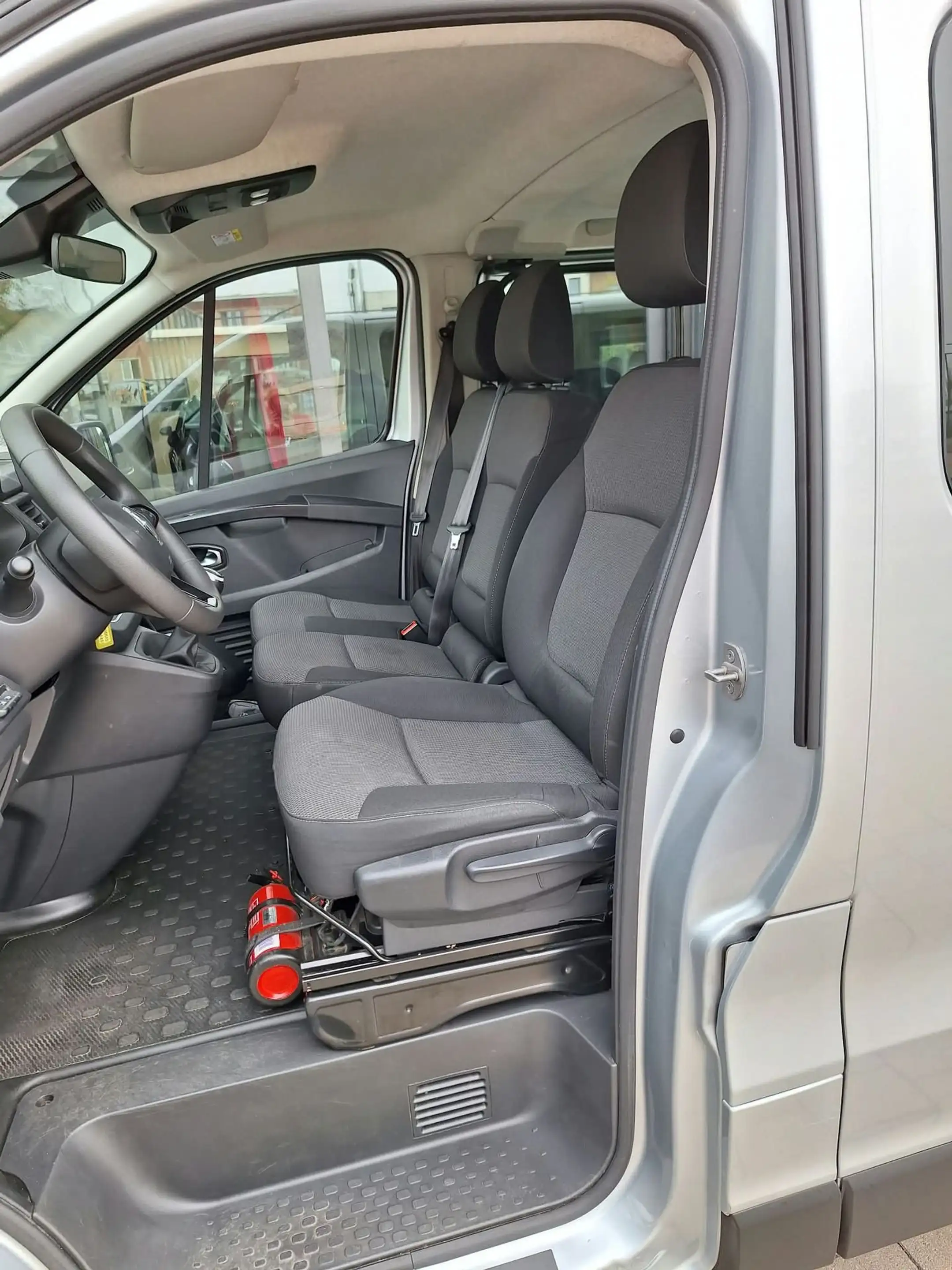 Renault Trafic Zen Energy 2.0 diesel — photo 14
