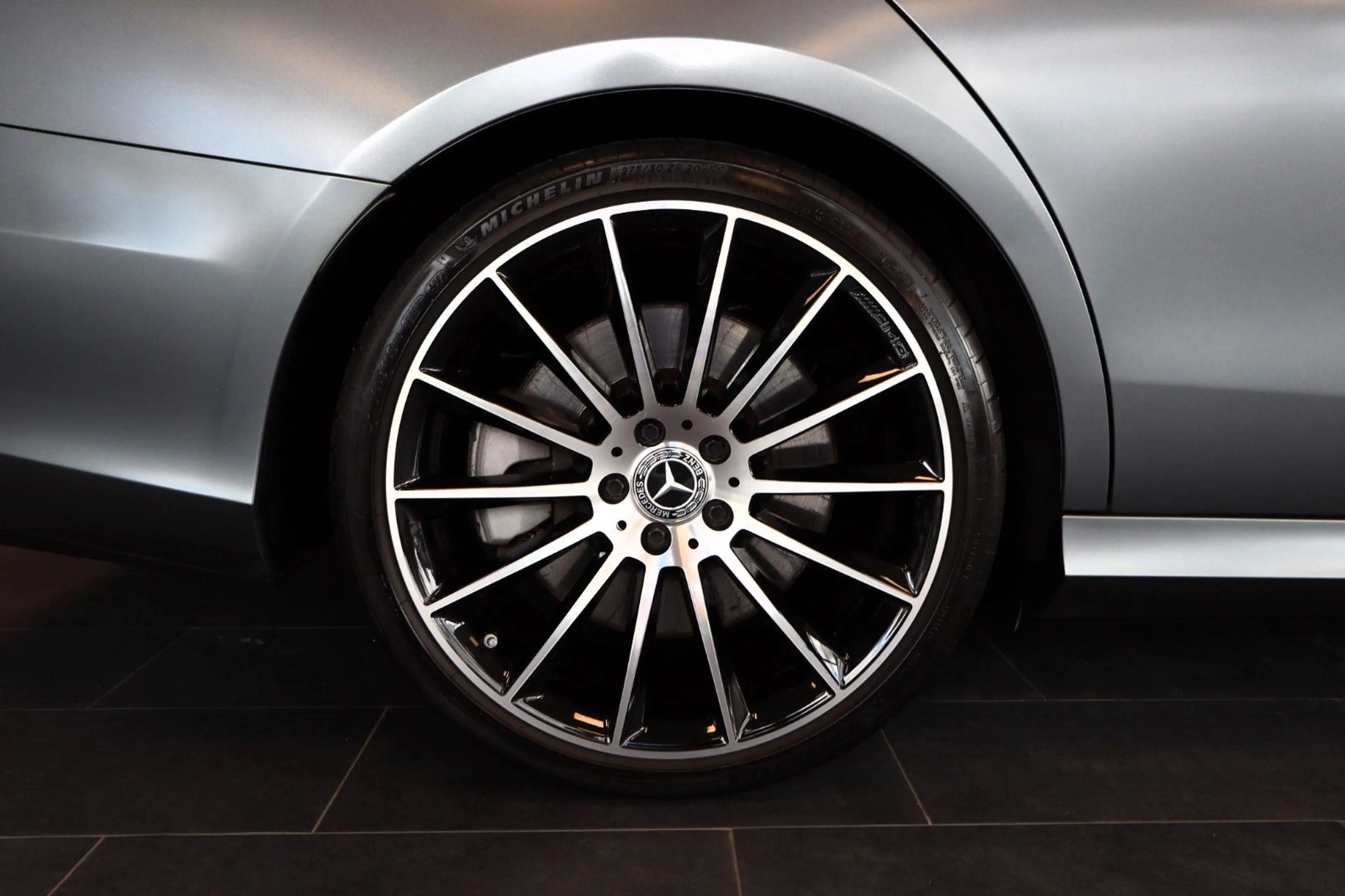 Mercedes-Benz E 400 T-Modell 4Matic AMG Burmester Softclose — photo 5