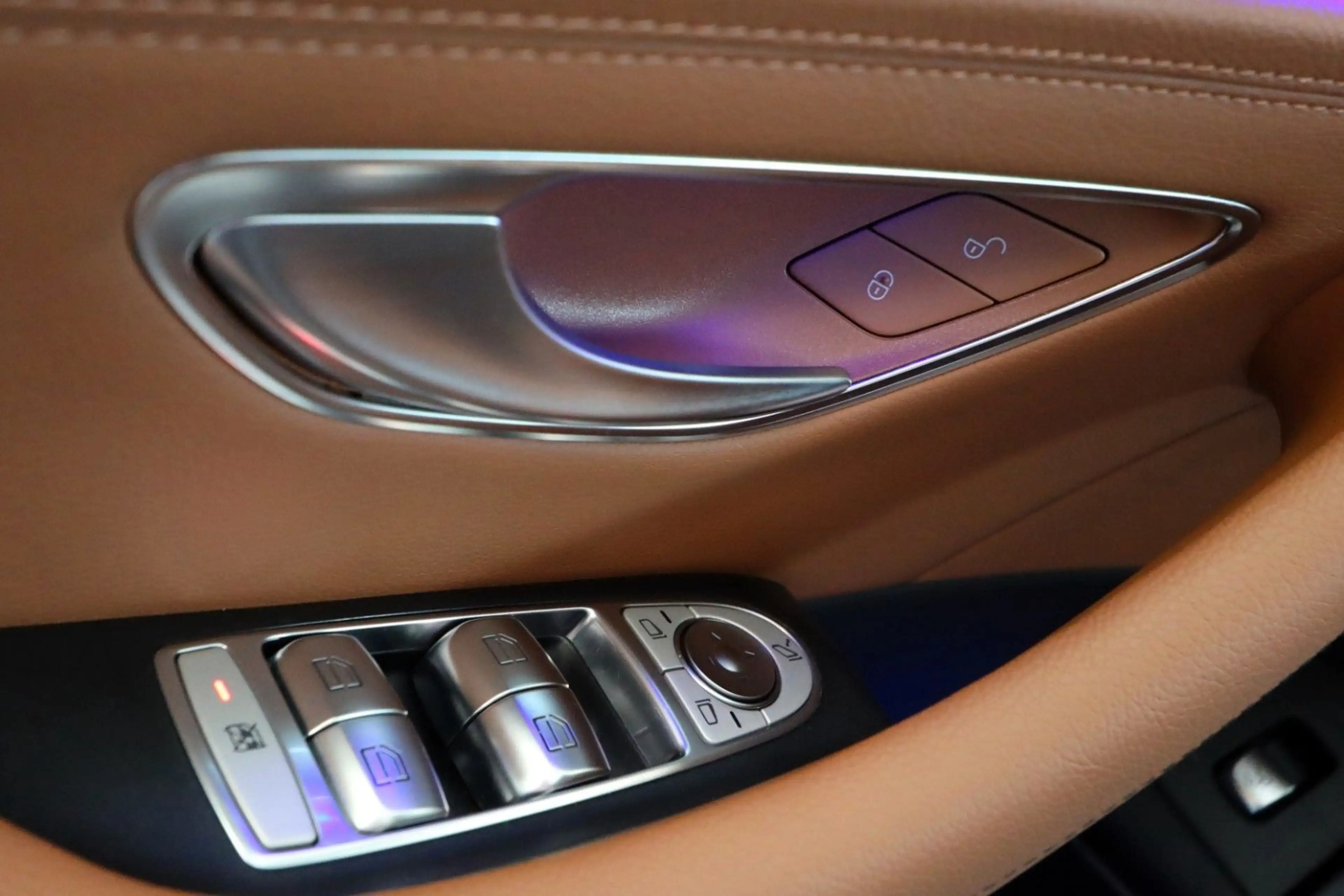 Mercedes-Benz E 400 T-Modell 4Matic AMG Burmester Softclose — photo 21