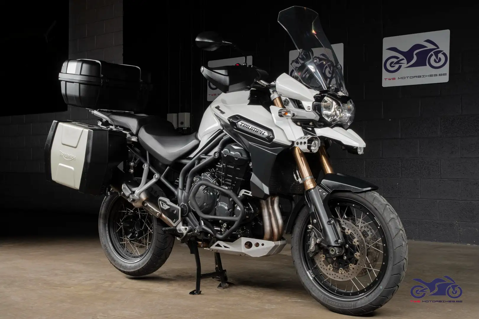 Triumph Tiger Explorer Wit - 2