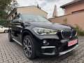 BMW X1 xDrive 20i xLine Schwarz - thumbnail 3