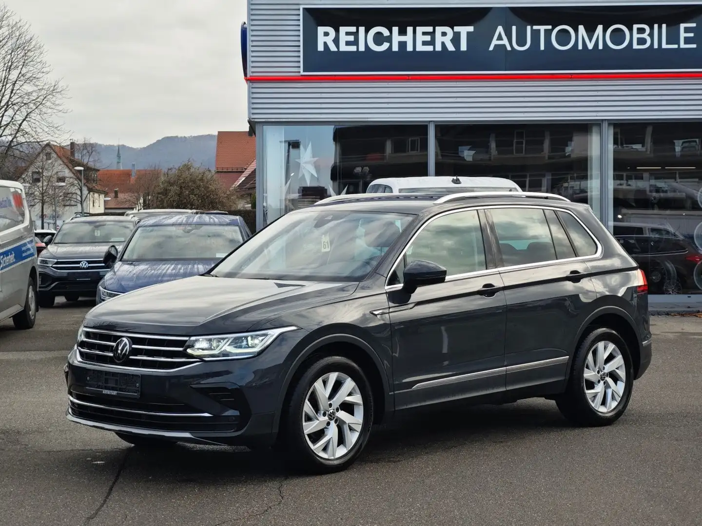 Volkswagen Tiguan Elegance 150PS DSG #APP #MATRIX #18* Grigio - 1