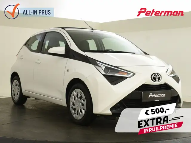 Toyota Aygo 1.0 VVT-i x-play cabrio | automaat | Camera | Carp
