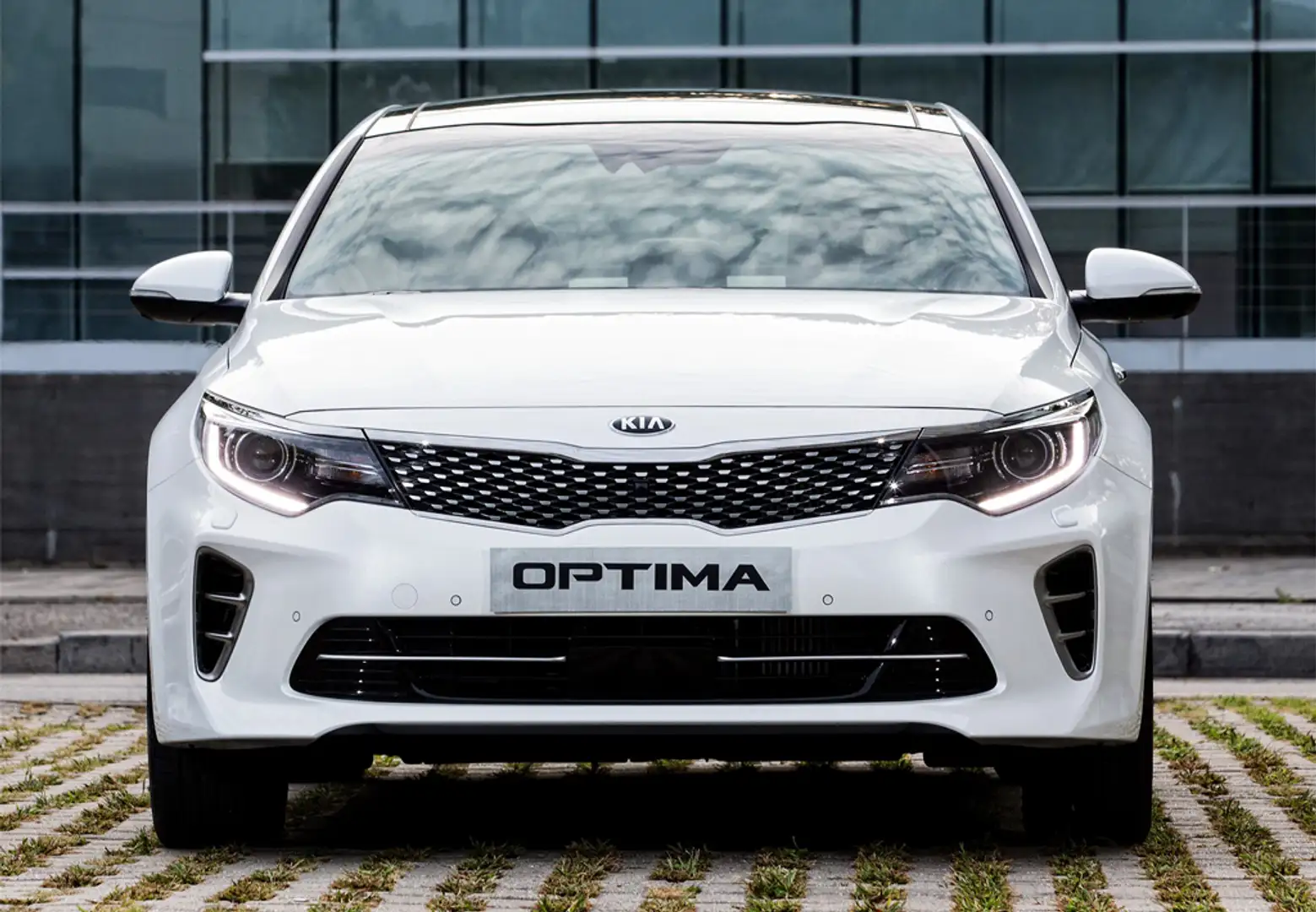 Kia Optima 1.7CRDI Eco-Dynamics Concept Blanco - 1