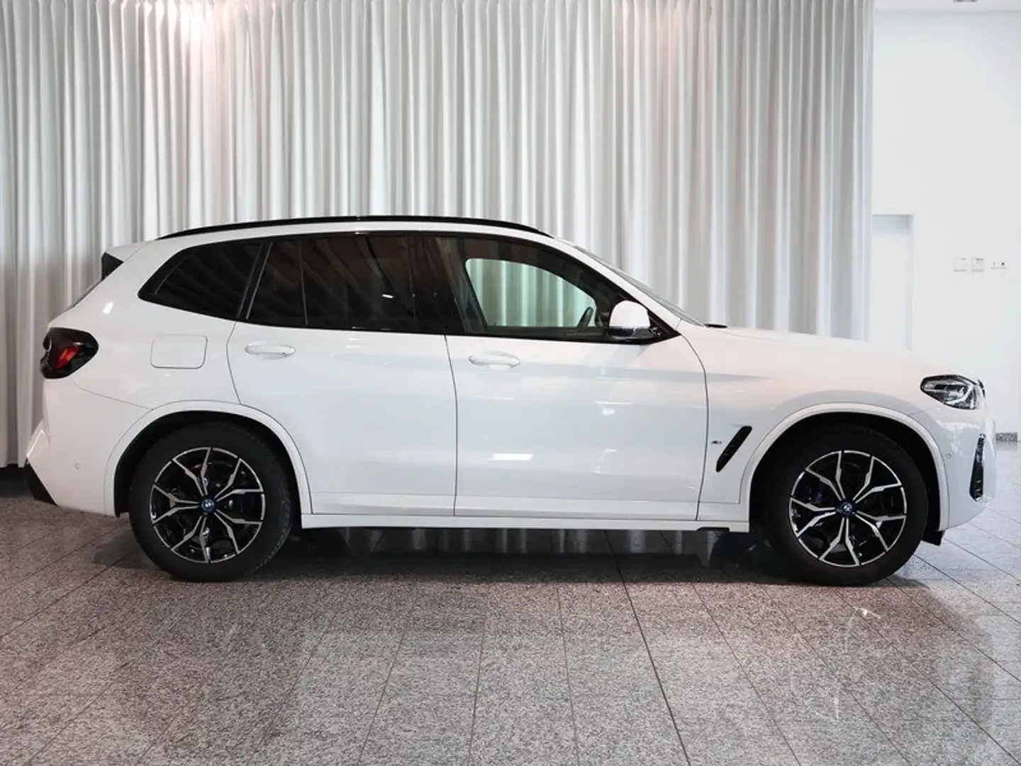 BMW X3 xDrive30e M Sport HIFI AHK LED RFK ACC  HiFi Weiß - 2