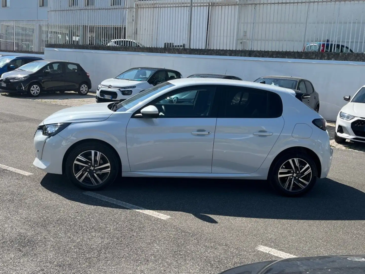 Peugeot 208 Allure Pack PureTech 100 S/S Bianco - 2