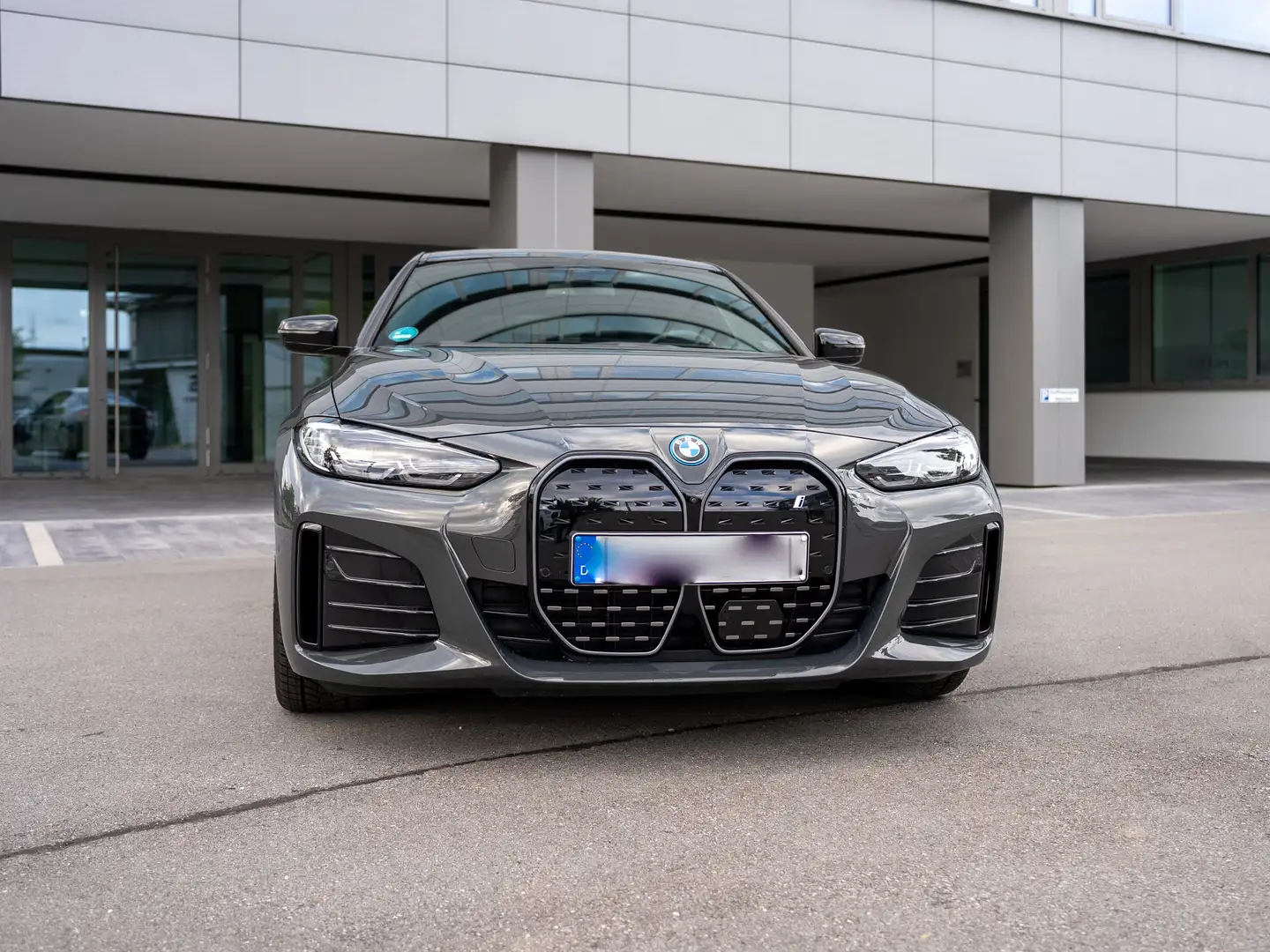 BMW i4 i4 eDrive40 Gran Coupe M Sport Grau - 2
