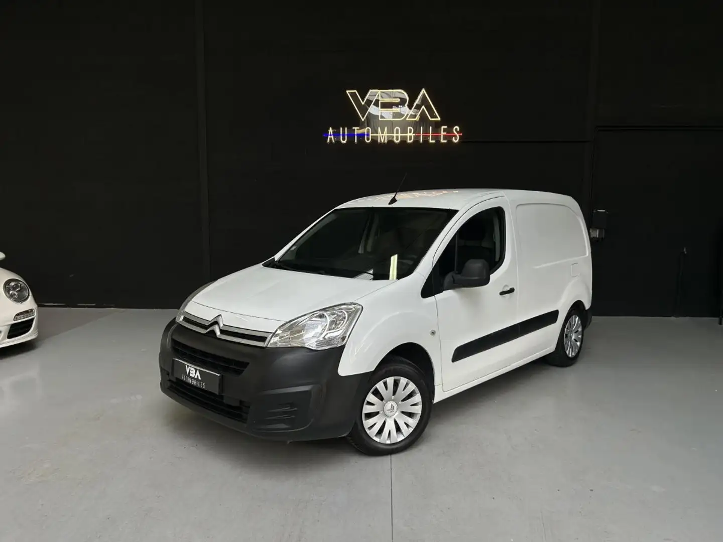 Citroen Berlingo (3) BlueHDi 100 EQUIPEMENT DETAILING BVM Bianco - 1